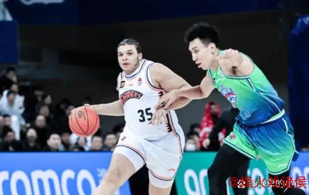 周鹏砍19分深圳惜败广东 洛夫顿43+18助上海击败天津